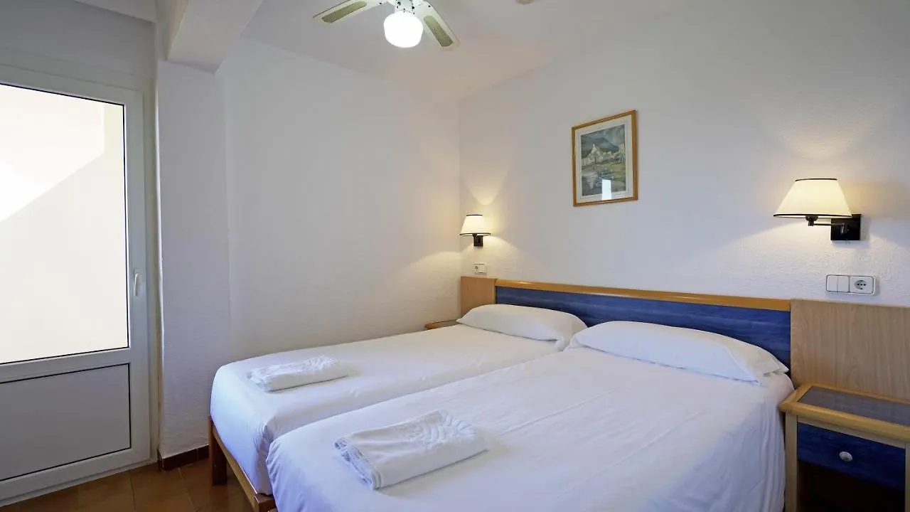 Apartamentos Portu Saler Es Pujols 0*,  Spain