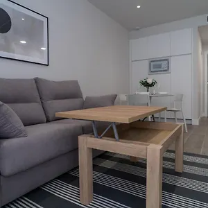 https://apartamento-luminoso-a-estrenar-a-13km-del-centro-de-mlaga.1costadelsol.com